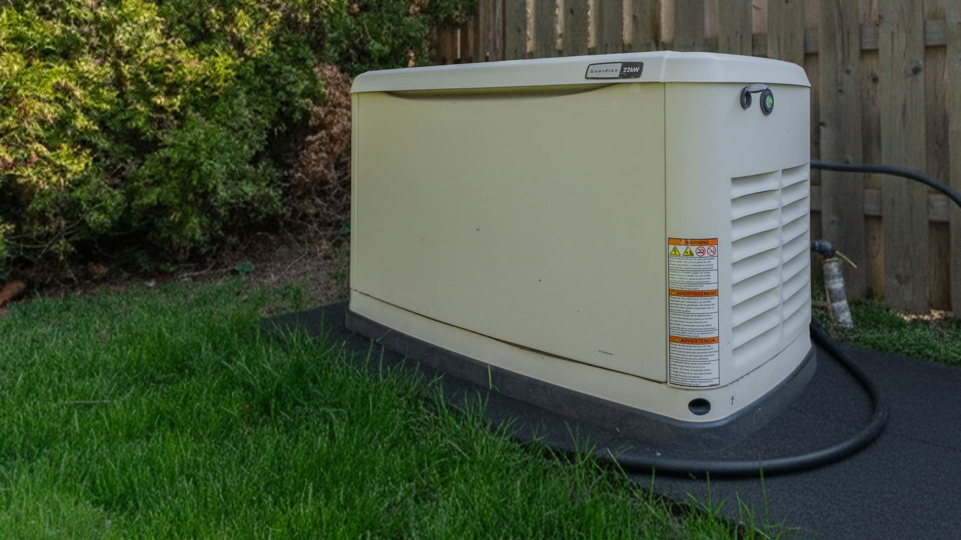 Small outdoor equipment on a 4 by 4 Dragon Pad